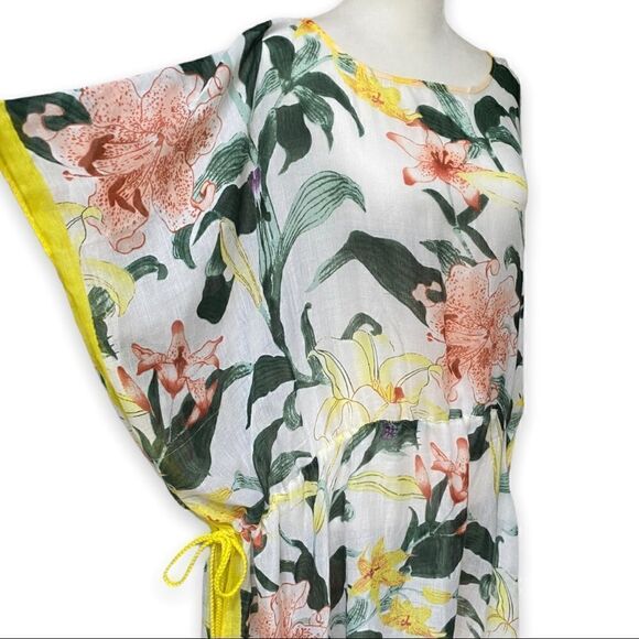 Woven Hearts Ivory Floral Batwing Sleeve Beach Tunic | One Size Fits Most - Picture 10 of 16
